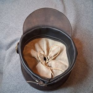 Chapeau shako des guerres napoléoniennes françaises, probablement pour le 18e régiment de ligne - Product Image 4