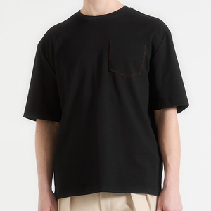Camiseta de algodón negra extragrande para hombre con bolsillo en el pecho y costuras en contraste, cuello redondo informal, manga corta, tejido de punto. - Product Image 1