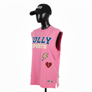 Camiseta sin mangas para mujer, de algodón jersey, color rosa lavado, con apliques gráficos, bordado y logotipo personalizado. Camisetas sin mangas de algodón para mujer. - Product Image 4