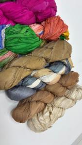 Rubans Sari 100% Soie Teints pour Emballage de Bijoux, Projets Artisanaux, Accessoires Cheveux & Décoration Textile - Product Image 5