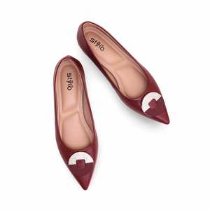 Maroon WN7465 Zapatos de corte Pisos cómodos para mujer - Product Image 1