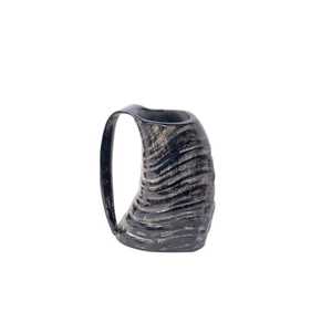 Mug en corne de buffle artisanal Brady Schuller, forme naturelle, poli, sûr pour les aliments, durable, objet d'art de collection - Product Image 2