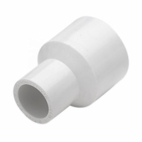 Raccord de réduction de taille en PVC-U pour la répartition contrôlée du débit dans les réseaux d'eau et de plomberie