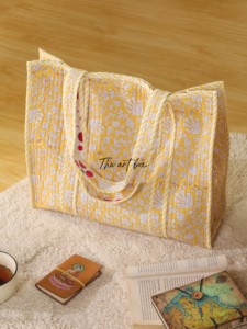 Bolso Tote de Algodón Acolchado Surtido OEM, Bolso de Hombro con Estampado Floral Amarillo, Venta al por Mayor para Mujer - Product Image 5