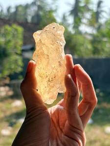High Grade Natural <b>Resin</b> Premium Super <b>Clear</b> Copal Gum (Gum Damar) Indonesia Export for Aromatherapy & Meditation - Product Image 2