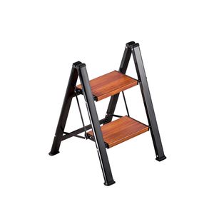 Scala Pieghevole Leggera a 2 Gradini con Impugnatura Comoda e Pedali Larghi Antiscivolo, Portatile in Alluminio, Capacità 150 Kg - Product Image 1