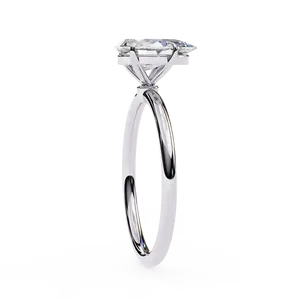 Anillo Solitario de Diamante Cultivado en Laboratorio con Corte Pera de 1ct, Engaste de Tres Puntas con Doble Garra, Vástago Cónico, Joyería de Oro Personalizada - Product Image 1