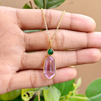 Collier chaîne à maillons plaqué or 18 carats avec pendentif exotique en quartz rose fantaisie et zircon cubique émeraude serti clos, création de laboratoire