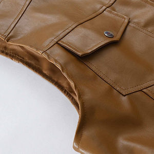 Vêtement en cuir de vachette fait main avec des coutures durables et un style classique - Gilet en cuir - Product Image 5