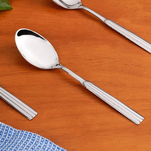 Ensemble de couverts en acier inoxydable de qualité supérieure pour restaurant, comprenant cuillères et fourchettes - Product Image 5