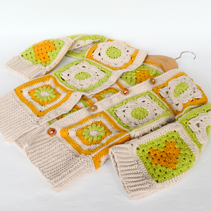 Cárdigan de Ganchillo Hecho a Mano para Niños, Suéter Infantil Tejido con Cuadrados Granny, Chaqueta con Botones, Prendas Tejidas Artesanales para Niños Pequeños - Product Image 3