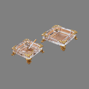 Cenicero de Cigarros de Latón Decorativo de Lujo con Acabado Metálico Elegante para Salones de Cigarros, Bares en Casa, Fiestas, Restaurantes y Regalos - Product Image 1