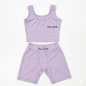 Ensemble 2 pièces respirant personnalisé Clovix Sports pour femme : Crop Top et Short de Course – Tenue de Fitness Ajustée et Vêtements de Sport Vides pour la Salle de Sport - Product Image 2