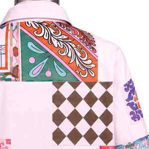 Veste de travail rose clair à motifs mosaïques, patchwork floral artistique, boutonnée sur le devant, style streetwear décontracté avec poches, design d'inspiration vintage - Product Image 5