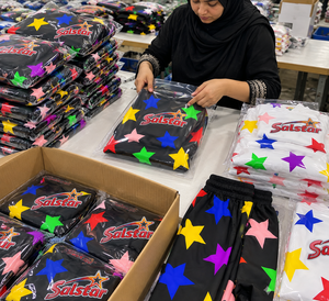 Women Star Print Oversized Hoodie Tracksuit Set Custom Sublimation <b>Jogger</b> Pants & <b>Cropped</b> Hooded Sweatshirt Wholesale Streetwear - Product Image 5
