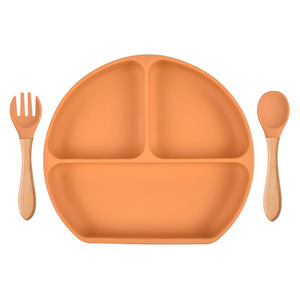 Plato de Silicona con Divisiones Hilim SCG con Juego de Cuchara y Tenedor, Libre de BPA, Apto para Alimentos, Vajilla para Niños Pequeños, Vietnam - Product Image 3