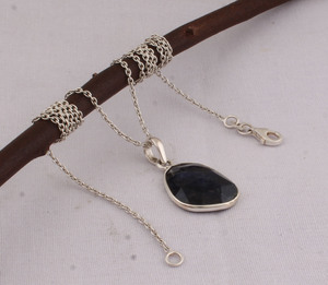 Pendentif en argent sterling 925 avec labradorite sertie clos, fait main, en argent massif, style vintage, pour anniversaire, vente en gros - Product Image 1