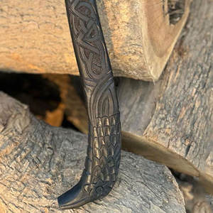 Hacha Vikinga Industrial de Inspiración Escandinava Tradicional, Mango Curvo de Madera, Hoja de Acero al Carbono, para Campismo, Caza y Trabajo en Madera - Product Image 5