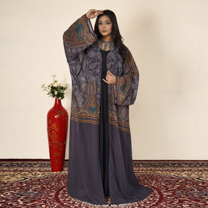 Abaya à imprimé numérique léger, avec tombé fluide, texture aérienne, manches amples, silhouette ouverte sur le devant, ODM, pour l'Aïd et les événements - Product Image 1