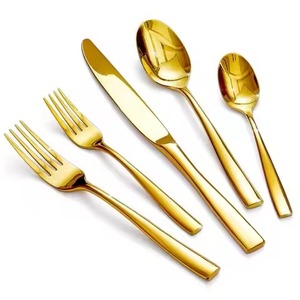 Ensemble de couverts en laiton doré de luxe, collection d'ustensiles élégants, vaisselle haut de gamme pour hôtel - Product Image 2