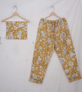 ชุดกลางคืนผ้าฝ้ายลายดอกไม้พร้อมกระเป๋ามัสตาร์ด3ชิ้นพิมพ์ชุดเสื้อกางเกง & กระเป๋าความฝันพฤกษศาสตร์ - Product Image 2