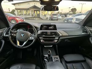 BMW X3 s-Drive-30i d'occasion propre, modèle 2020 - Product Image 4