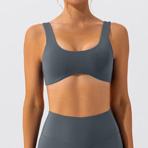 Soutien-gorge de sport pour femme en promotion – Haute qualité, extensible dans 4 directions, respirant, écologique, élasticité moyenne, XS personnalisable à l'avant - Product Image 1