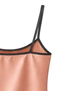 Ensemble pyjama personnalisé en satin pêche pour femme, comprenant un haut de pyjama et un short, vêtements de nuit doux en soie, ensemble deux pièces d'été pour la détente avec nœud gris foncé - Product Image 4