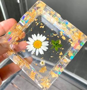 Cendrier en résine époxy de qualité supérieure avec finition lisse pour une décoration moderne d'intérieur et de salon de fumeurs - Product Image 4