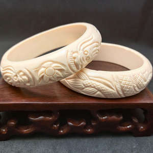 Brazalete de Resina Colorido, Joyería Hecha a Mano, Accesorio Elegante, Perfecto para Regalos, Fiestas, Bodas - Product Image 3