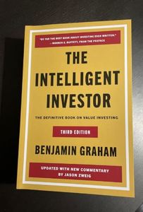 El inversor inteligente, tercera edición, libro en tapa blanda de Benjamin Graham, guía sobre el mercado de valores e inversión en valores - Product Image 3