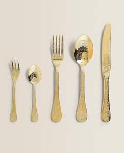 Juego de cubiertos inspirado en el estilo Heritage Corridor para mesas lineales, ideal para una recepción digna y una cena clásica. - Product Image 3