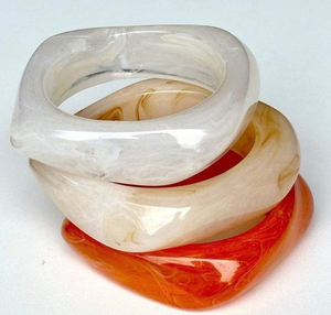 Pulsera Elástica de Resina Hecha a Mano, Elegante, para Mujer, Accesorio Clásico para Fiestas, Tipo Brazalete, Marca Christian BY AFZA ENTERPRISES - Product Image 1