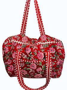 Sac de voyage en coton matelassé floral de luxe |   Sac de voyage week-end fait main de haute qualité avec fermeture éclair |   Sac de voyage pour femme - Product Image 3