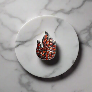 Joyas de Uso Diario Estilo Hiphop Unisex de Aleación Chapada en Oro con Micro Pavé de Circonita Cúbica en Forma de Pata de Animal - Product Image 3