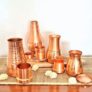 Jarra de Cobre Metálica con Diseño Martillado, Botella de Agua Elegante, Jarra de Cobre de Nueva Forma, Venta Caliente para Comerciantes Instantáneos - Product Image 3