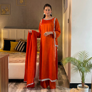 Nouvelles tenues de soirée exclusives de style indien et pakistanais pour femmes, disponibles auprès d'un fournisseur indien. - Product Image 1