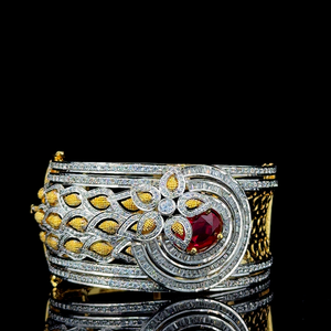 Bracelet de luxe élégant avec pierre rouge rubis et accents de zirconium cubique étincelants, design sophistiqué pour les occasions traditionnelles - Product Image 4