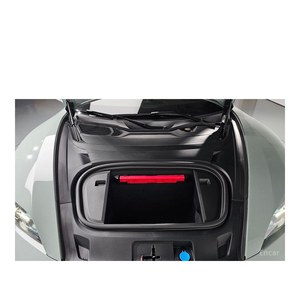 Porsche Taycan 4S 2023 con Caja de Cambios Automática, Volante a la Izquierda, Asientos de Cuero, Cámara Trasera, Eléctrico, Solo Gasolina, 4.417 km de Kilometraje - Product Image 5