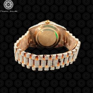 Montre de luxe pour homme Charm Jewels en acier inoxydable, cadran de 40 mm, verre saphir, mouvement mécanique analogique, résistante à l'eau - Product Image 3