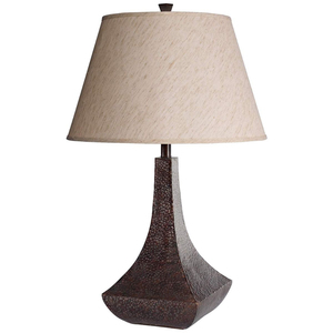 Lámpara de Mesa con Base Dorada Martillada y Pantalla de Tela Beige, Acabado en Latón Antiguo, Decoración Transicional para el Hogar, Iluminación para Sala de Estar - Product Image 6