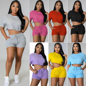 Ensemble femme tricoté en coton, couleur unie violet, haut court et short, décontracté, respirant, tenue de sport d'été, manches courtes, au-dessus du genou - Product Image 6