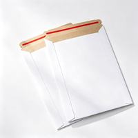Enveloppes rigides personnalisées vierges imprimables en carton auto-adhésives pour l'emballage d'échantillons de marchandises e-commerce