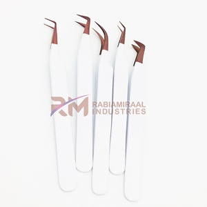 Pince à épiler professionnelle en acier inoxydable avec embout en or rose et poignée diamantée blanche avec revêtement en poudre, personnalisable - Product Image 4