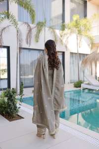 Conjunto Étnico de Lujo con Estilo Fluido para Grandes Celebraciones Festivas, Traje Dexter Palazzo a Precio de Mayoreo, Suministro de Trajes Palazzo - Product Image 5