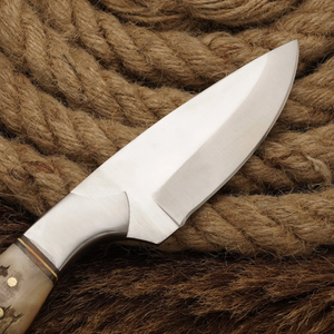 Couteau de chasse à lame fixe en acier inoxydable, pointe de lance, bord droit, couteau d'extérieur avec manche en bois et étui en cuir marron - Product Image 3
