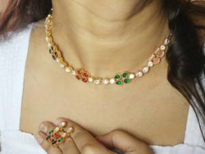 Pendientes de latón con múltiples gemas, chapados en oro de 18k, joyería hecha a mano, conjunto de collar y pendientes. - Product Image 4