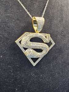 Colgante con el Logotipo de Superman, Chapado en Oro de 18K sobre Plata 925, con Incrustaciones de Moissanita, Forma de Escudo, Joyería Hip Hop Unisex - Product Image 6