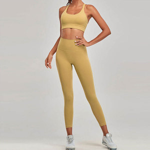 Conjunto de Yoga para Mujer, Ropa Deportiva Transpirable, Tejido Elástico de Secado Rápido, Ropa Deportiva para Gimnasio, Ropa de Alto Rendimiento para Entrenamiento - Product Image 1