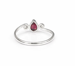 Women's <b>Garnet</b> Gemstone Statement <b>Ring</b> 925 Sterling <b>Silver</b> Handcrafted Vintage Style Hypoallergenic Jewelry - Product Image 3